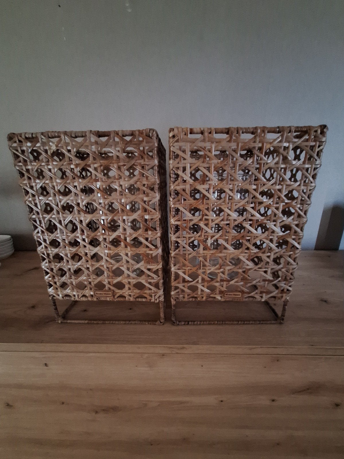 Riviera Maison Rattan Windlichten (set van 2) BIEDEN!, Ophalen of Verzenden, Zo goed als nieuw, Overige kleuren, Overige materialen
