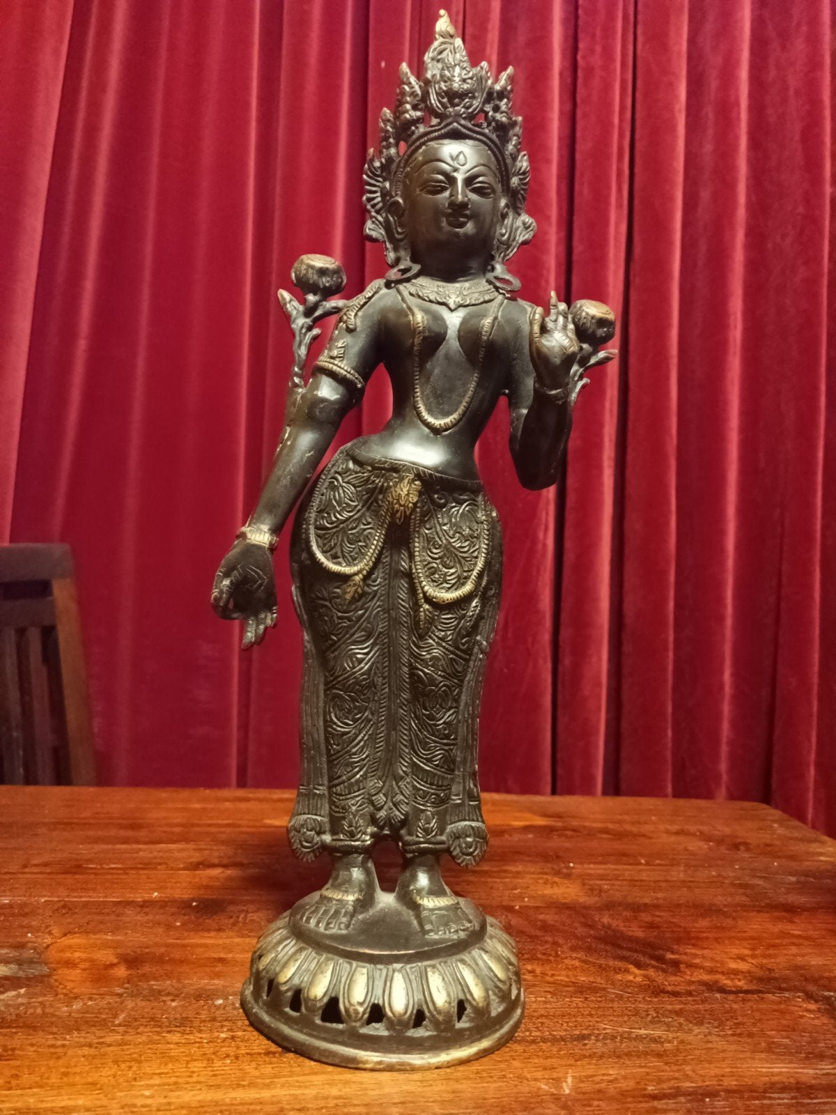 Godin Tara (Newari) brons/messing 40 cm, Ophalen