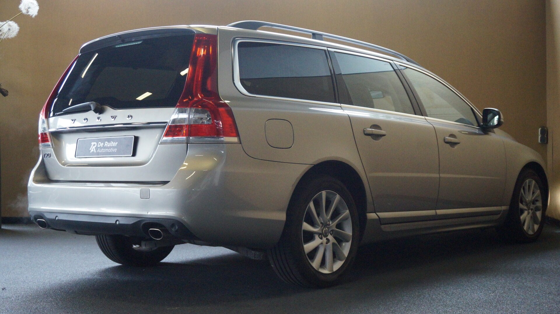 Volvo V70 2.0 T5 Summum, Auto's, Automaat, Euro 6, 4 cilinders, 1969 cc