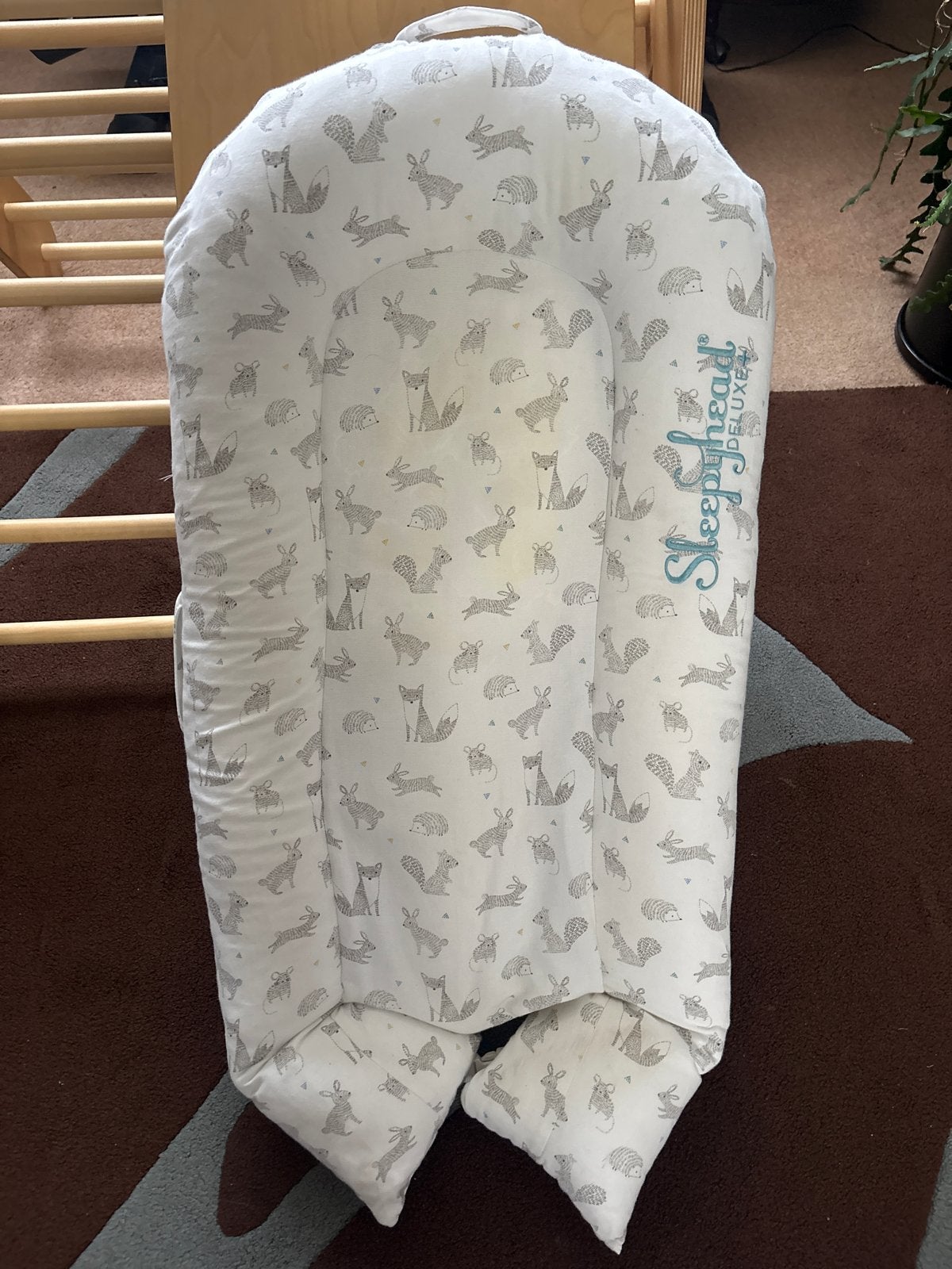 Sleepyhead Babynestje Deluxe+ met bosdieren print, Ophalen, Gebruikt