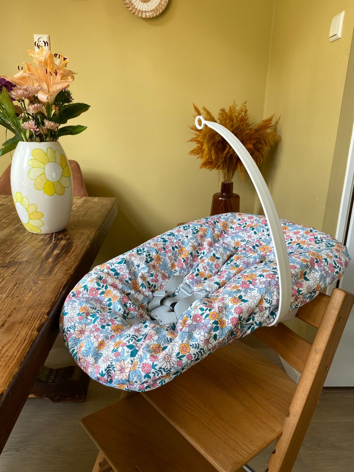 Flowers of freedom hoes geschikt voor Newborn set van stokke, Ophalen of Verzenden, Zo goed als nieuw, Meegroeistoel, Stoelverkleiner