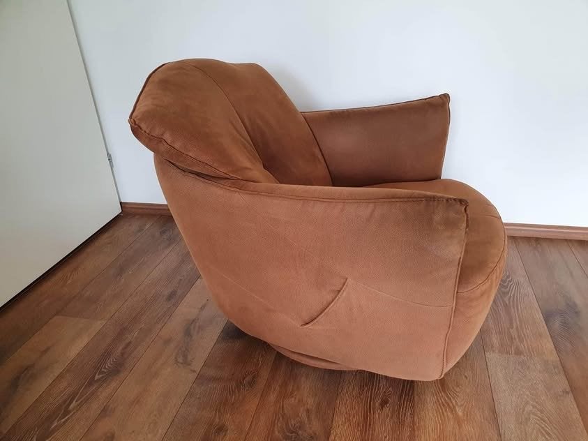Comfortabele draaibare designfauteuil voor extra lage prijs., Ophalen, Gebruikt, Stof, 75 tot 100 cm