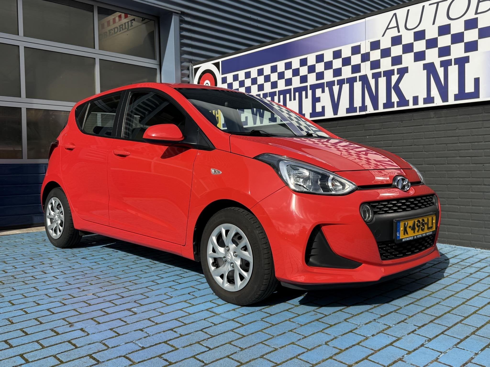 Hyundai i10 1.0i Comfort CRUISE CONTROL APPLE P-CAM, Auto's, 12 maanden, Stof, Gebruikt, 4 stoelen