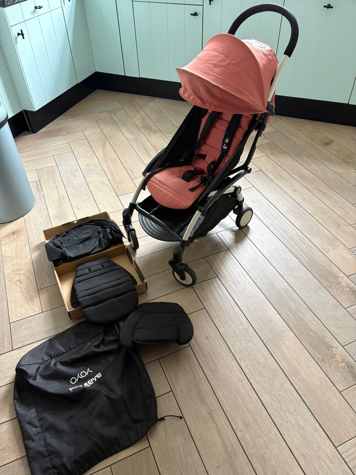 Babyzen yoyo buggy reis handbagage vliegtuig zwart roze, Ophalen, Gebruikt, Overige merken, Verstelbare rugleuning