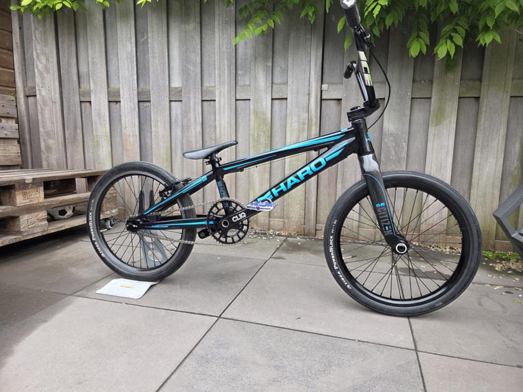 Haro blackout pro 21 race BMX, Fietsen en Brommers, Fietsen | Crossfietsen en BMX, Ophalen, Aluminium