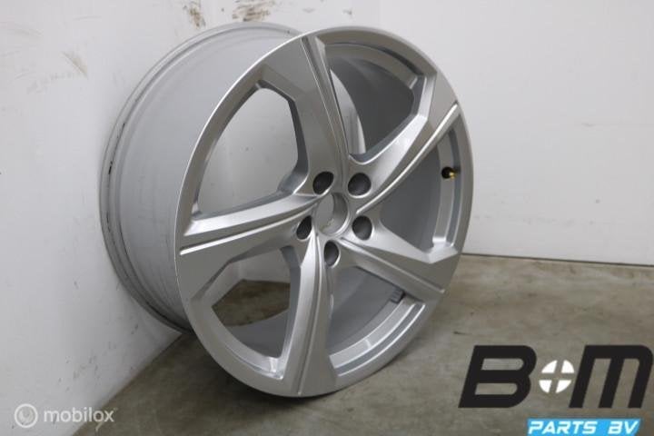 1 losse 19 inch velg Audi A6 4K 4K0601025AJ, Gebruikt, Velg(en)