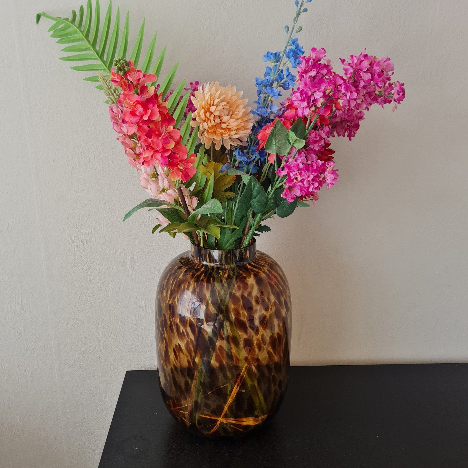 Grote vaas met nepbloemen - Leopard print, Ophalen, Gebruikt, Bruin, Glas