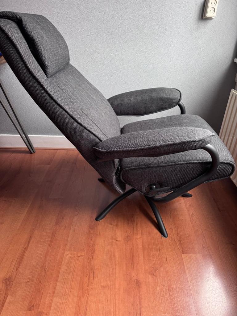 Relaxfauteuil, Huis en Inrichting, Ophalen, Zo goed als nieuw, Eén