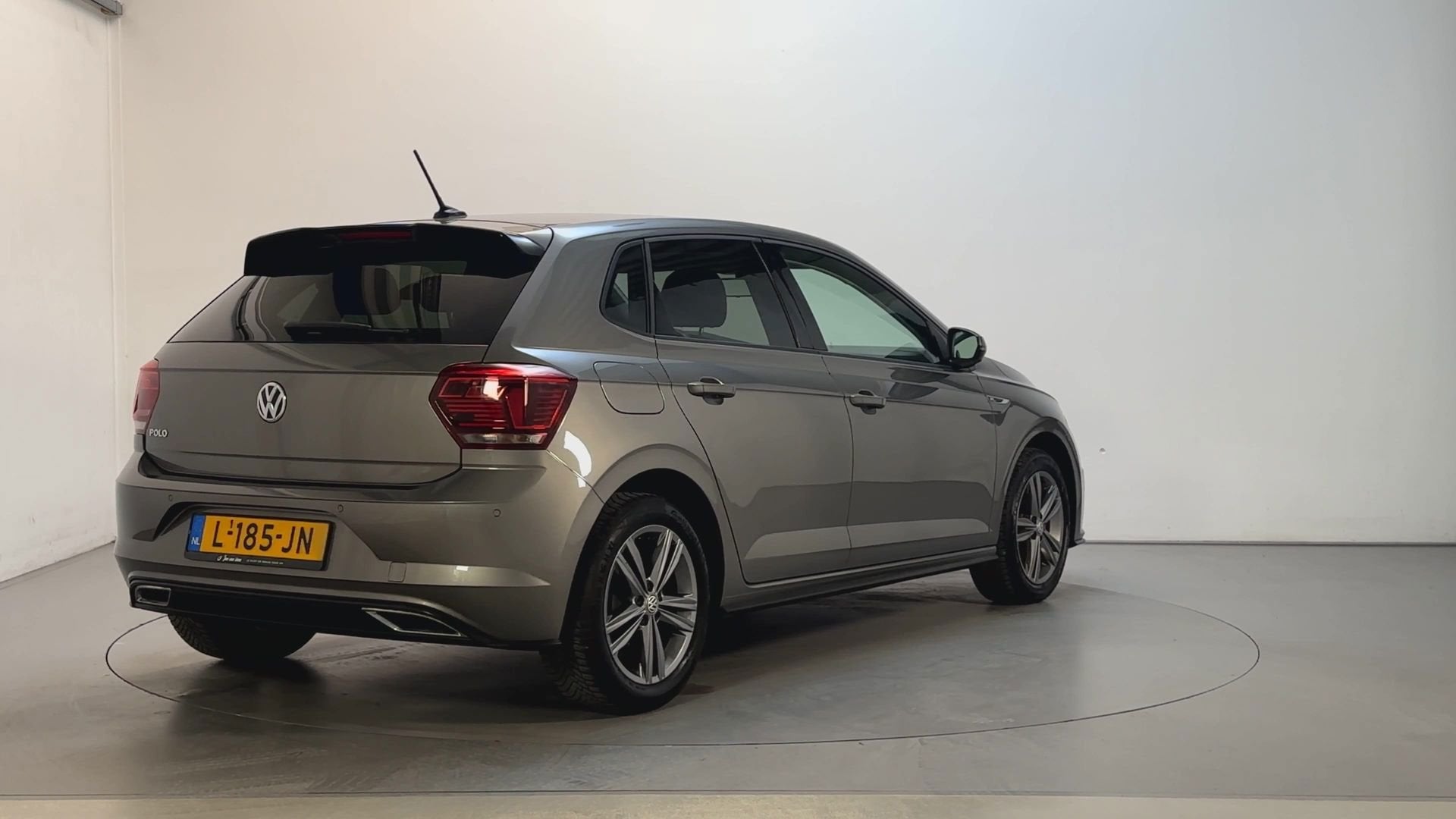 Volkswagen Polo 1.0 TSI Highline Business R Virtual Cockpit, Voorwielaandrijving, Stof, Gebruikt, 95 pk
