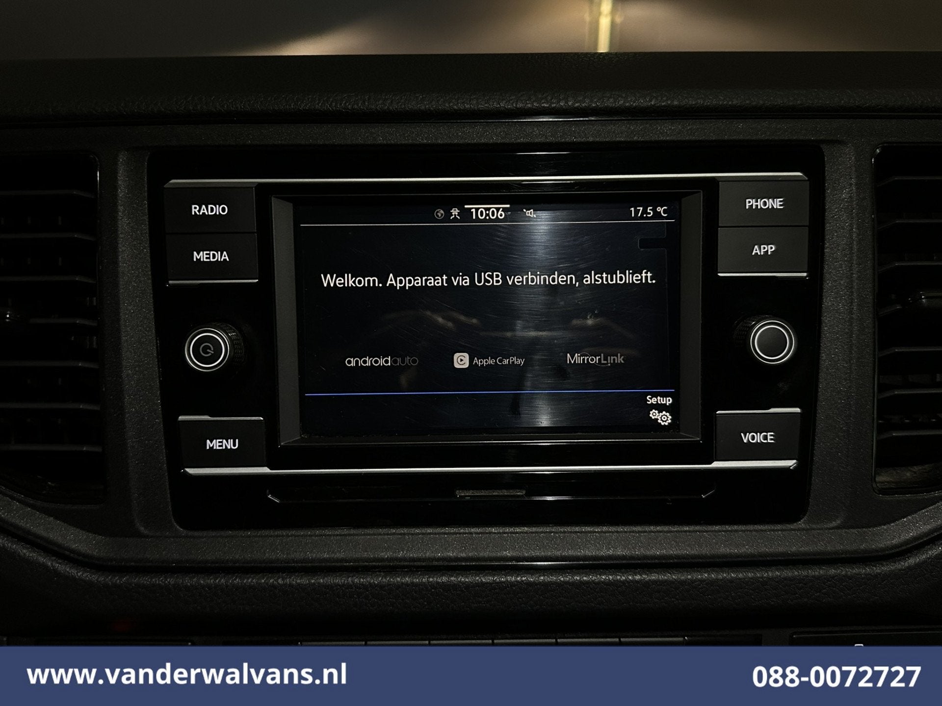 Volkswagen Crafter 2.0 TDI 141pk L3H2 L2H1 Euro6 Airco | Cam, Voorwielaandrijving, Stof, Gebruikt, 4 cilinders