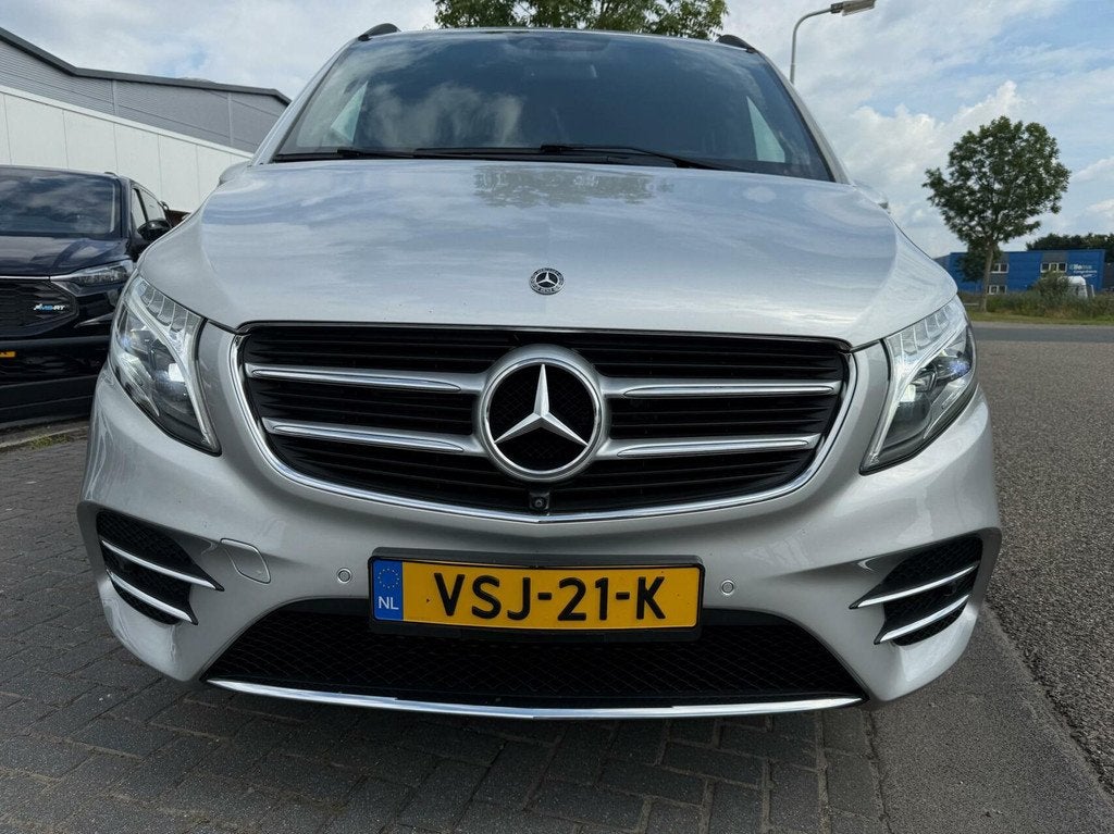 Mercedes V-klasse 250d 4-MATIC Avantgarde AMG 190Pk 4x4 DC D, Auto's, Bestelauto's, Gebruikt, Met garantie (alle), 2113 kg, 2500 kg