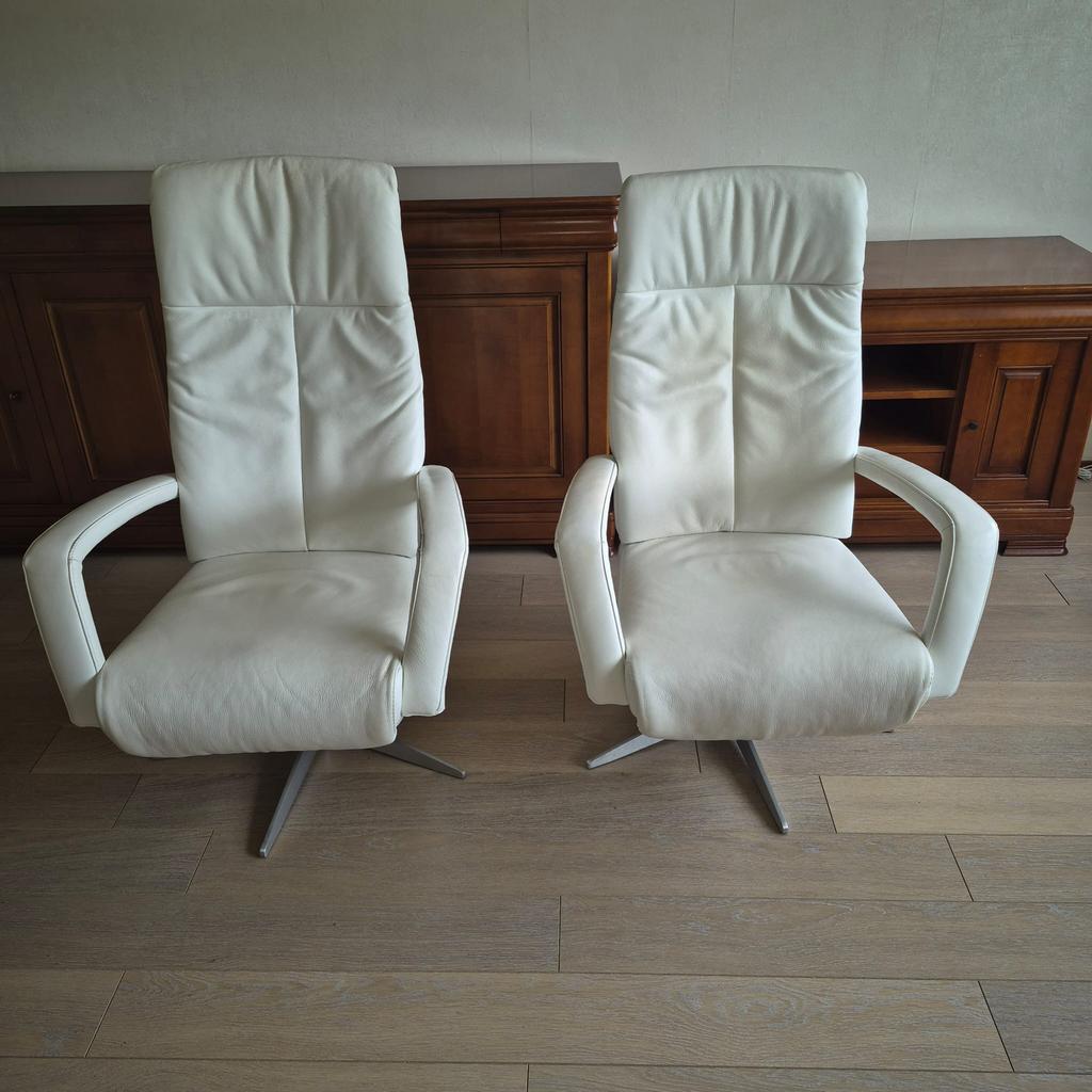 Leren relaxfauteuil TWICE sta-op-functie geheel verstelbaar, Huis en Inrichting, Fauteuils, Ophalen, Zo goed als nieuw, 50 tot 75 cm