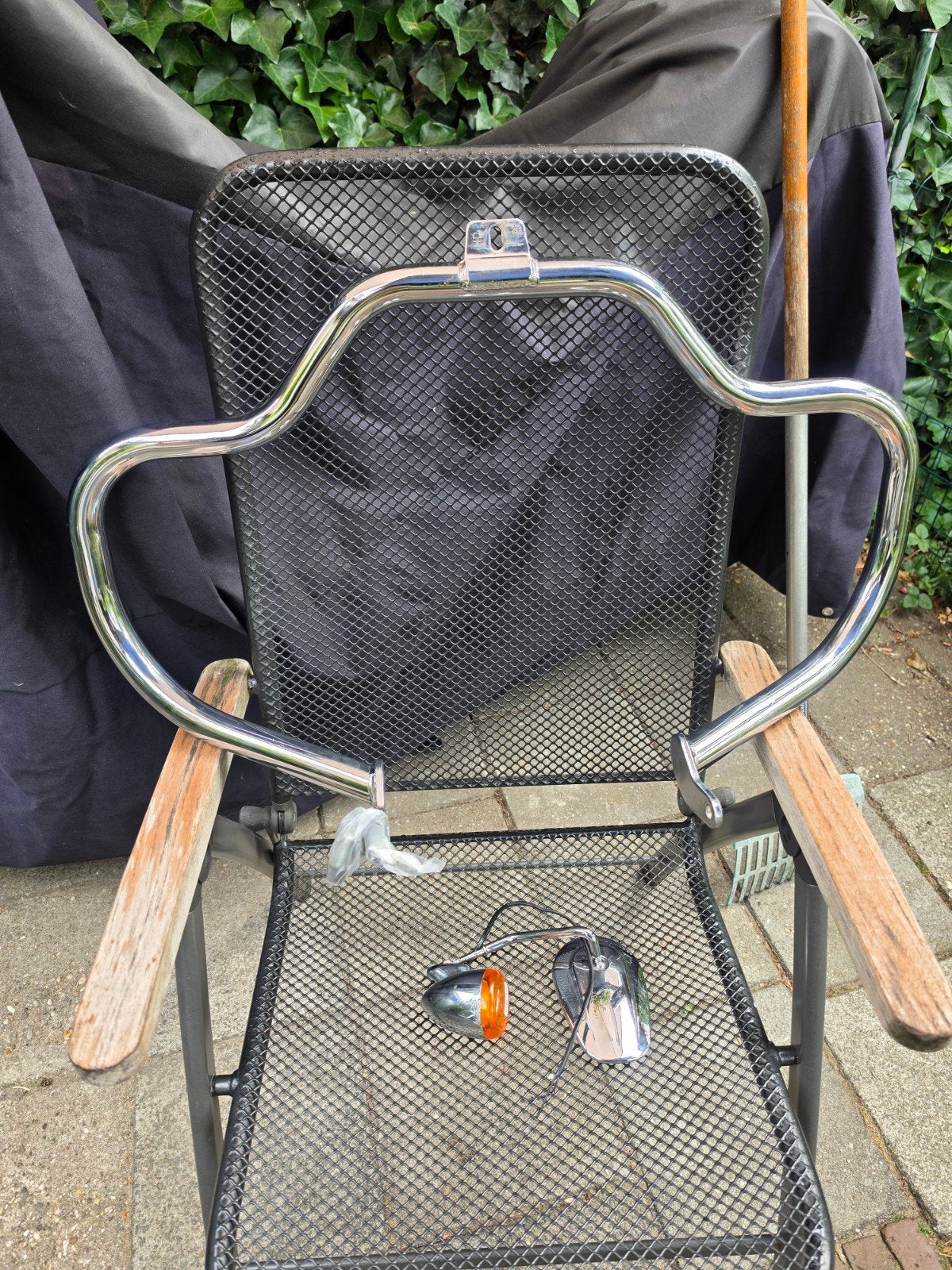 Harley-Davidson mustache valbeugel licht beschadigd, Motoren, Ophalen