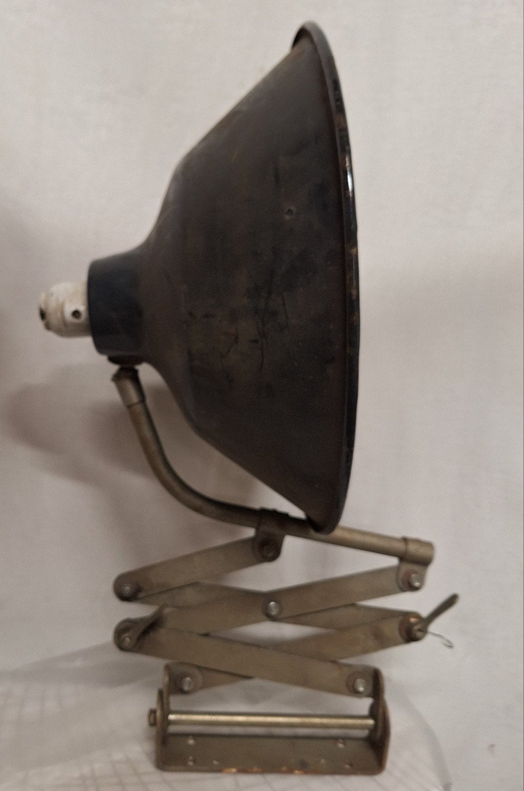 Vintage schaarlamp met emaille kap en porseleinen fitting, Ophalen of Verzenden