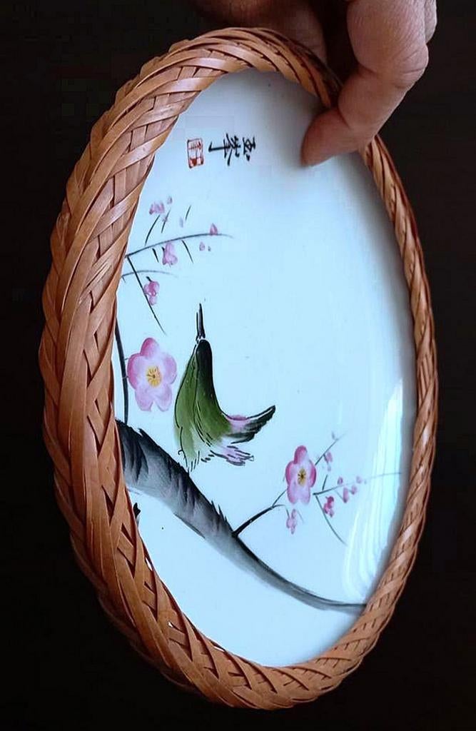Chinees keramisch bord versierd met vogels, Antiek en Kunst, Antiek | Porselein, Ophalen of Verzenden