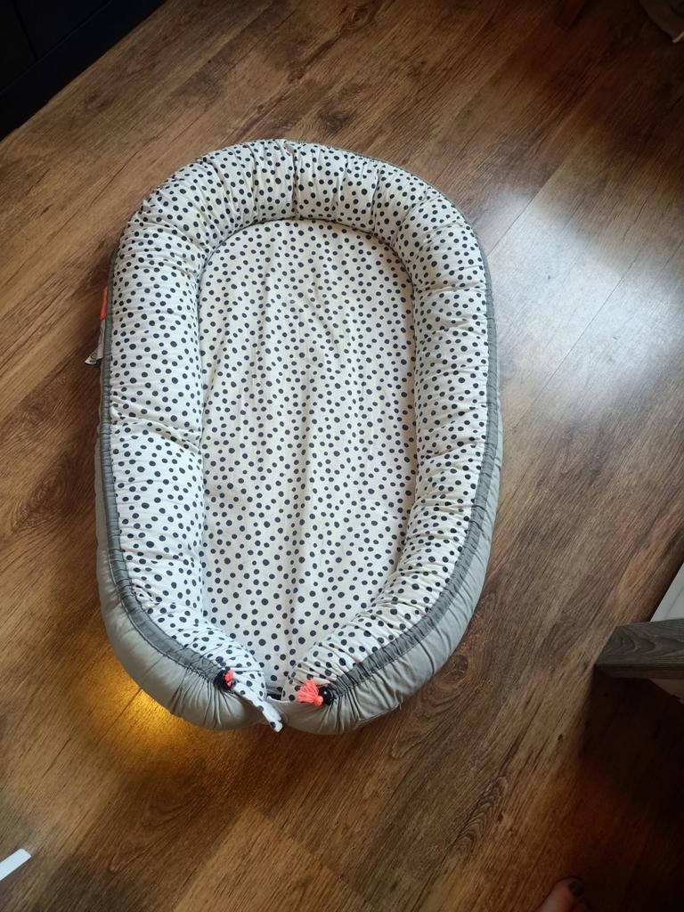 Done by Deer babynestje, Kinderen en Baby's, Babywiegjes en Ledikanten, Ophalen, Zo goed als nieuw, Overige typen
