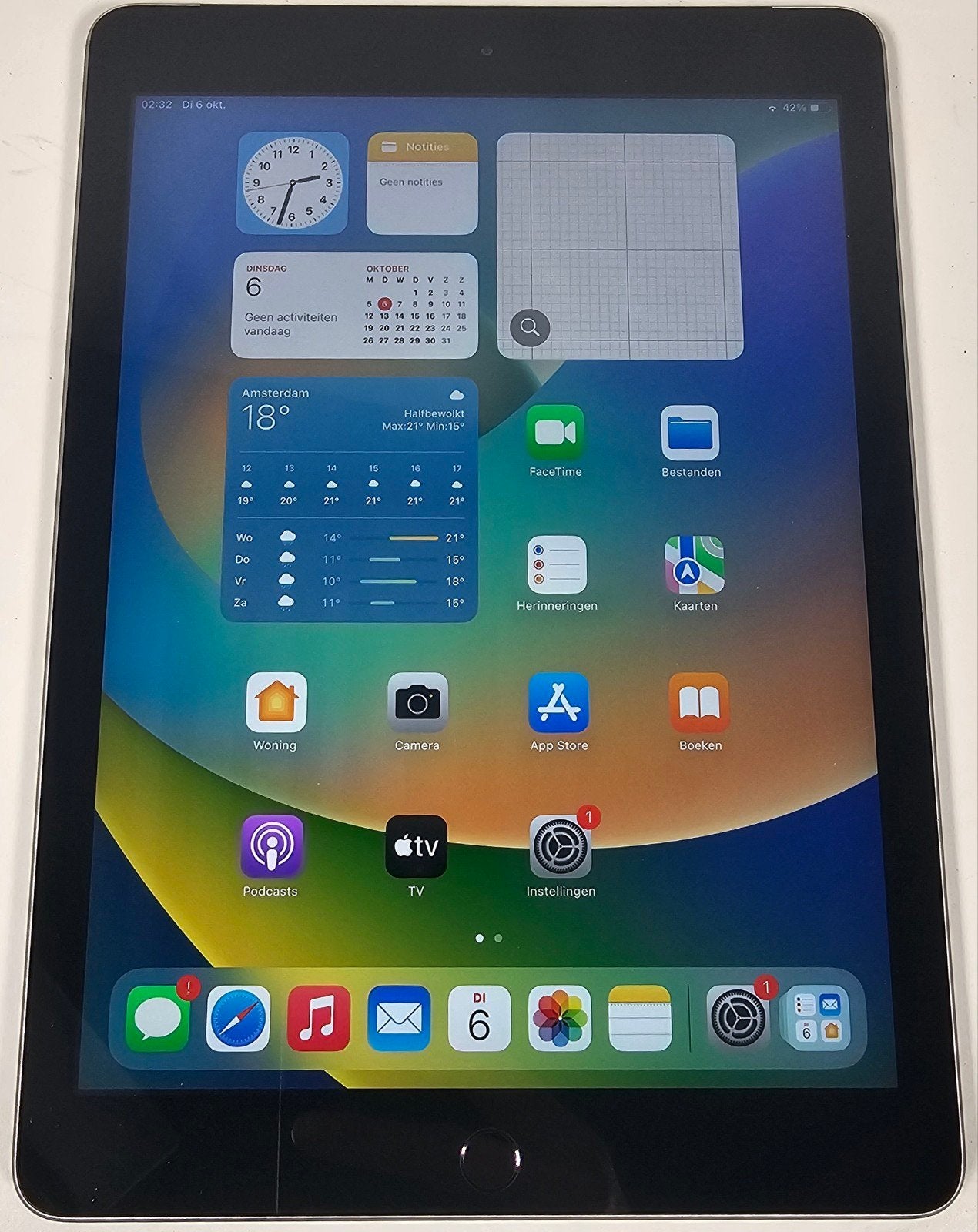 Apple iPad 5th Gen – 32GB – Space Gray – A-Grade + Kidscover, Computers en Software, 10 inch, 32 GB, Apple iPad, Zwart