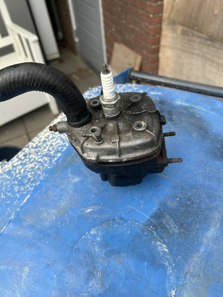 50cc lc piaggio, Fietsen en Brommers, Brommeronderdelen | Scooters, Zo goed als nieuw, Piaggio, Cilinder, Ophalen of Verzenden