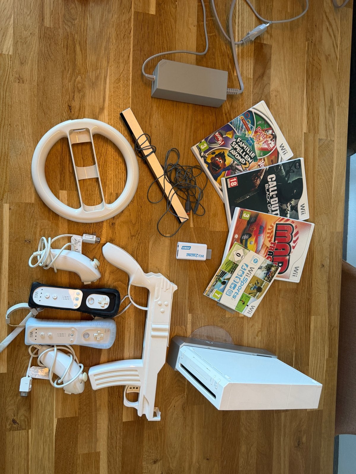Wii met Controllers, Games en Accessoires, Spelcomputers en Games, Spelcomputers | Nintendo Wii, Gebruikt, Met 2 controllers, Met games