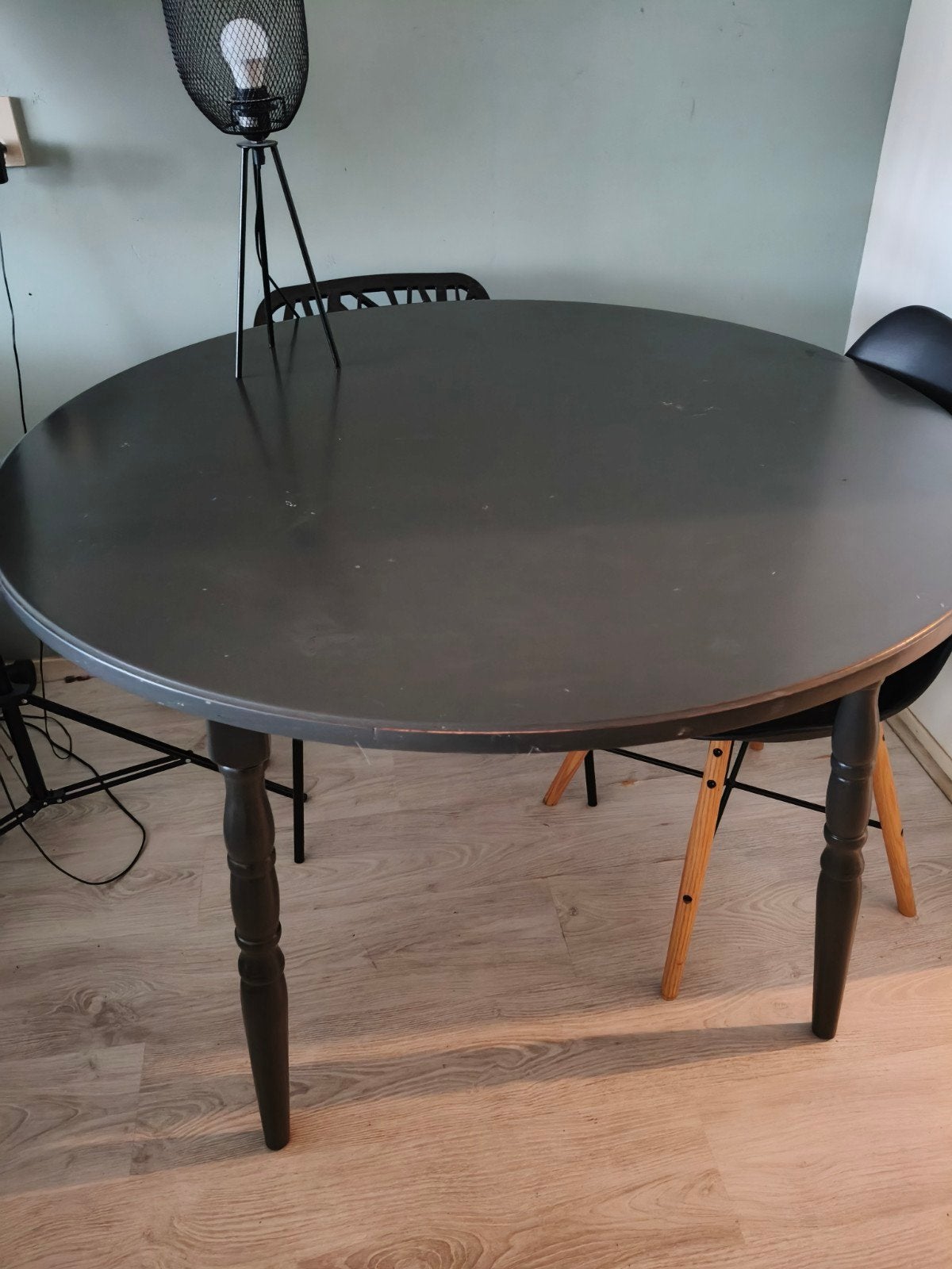 Ronde eettafel, zwart, 110 cm - opknapper, Huis en Inrichting, Ophalen, Gebruikt, Rond, 100 tot 150 cm