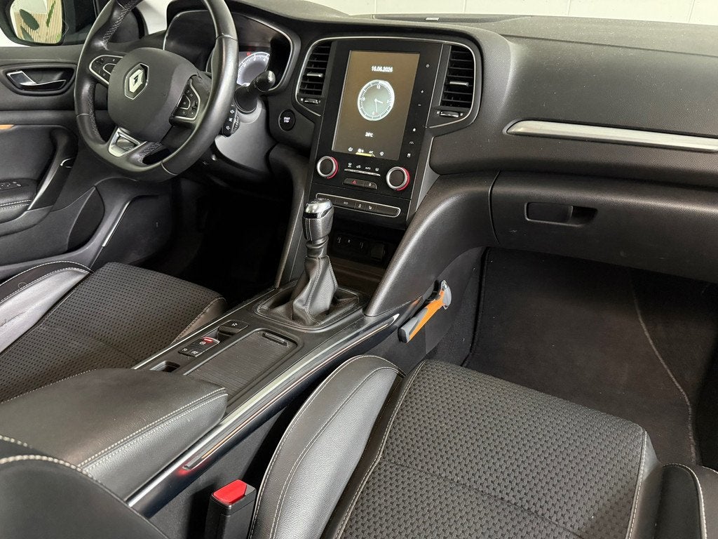 Renault Mégane Estate 1.2 TCe Bose Airco, Navigatie, Trekha, Auto's, Renault, Voorwielaandrijving, 4 cilinders, Leder en Stof