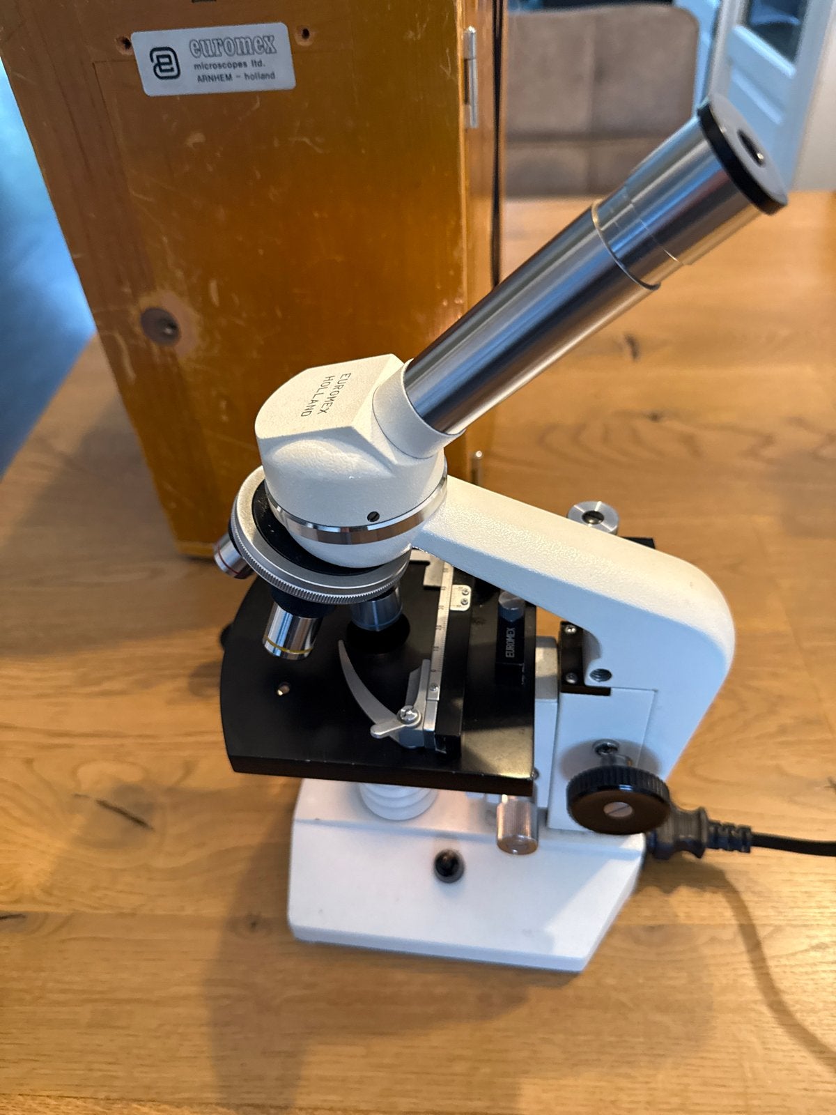 Euromex Holland Biologische Microscoop met Koffer, Ophalen of Verzenden, Gebruikt, 400x tot 1000x, Biologische microscoop