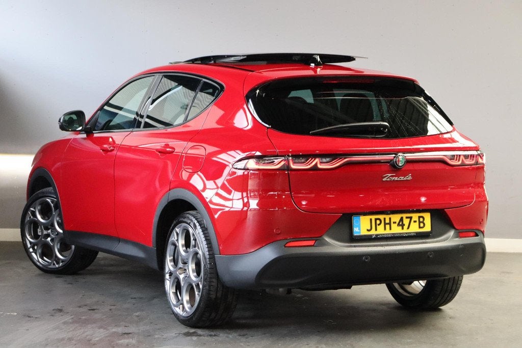 Alfa Romeo Tonale 1.3T PHEV Edizione Business Panoramadak Ha, Auto's, Alfa Romeo, Automaat, 1250 kg, 4 cilinders, 150 min