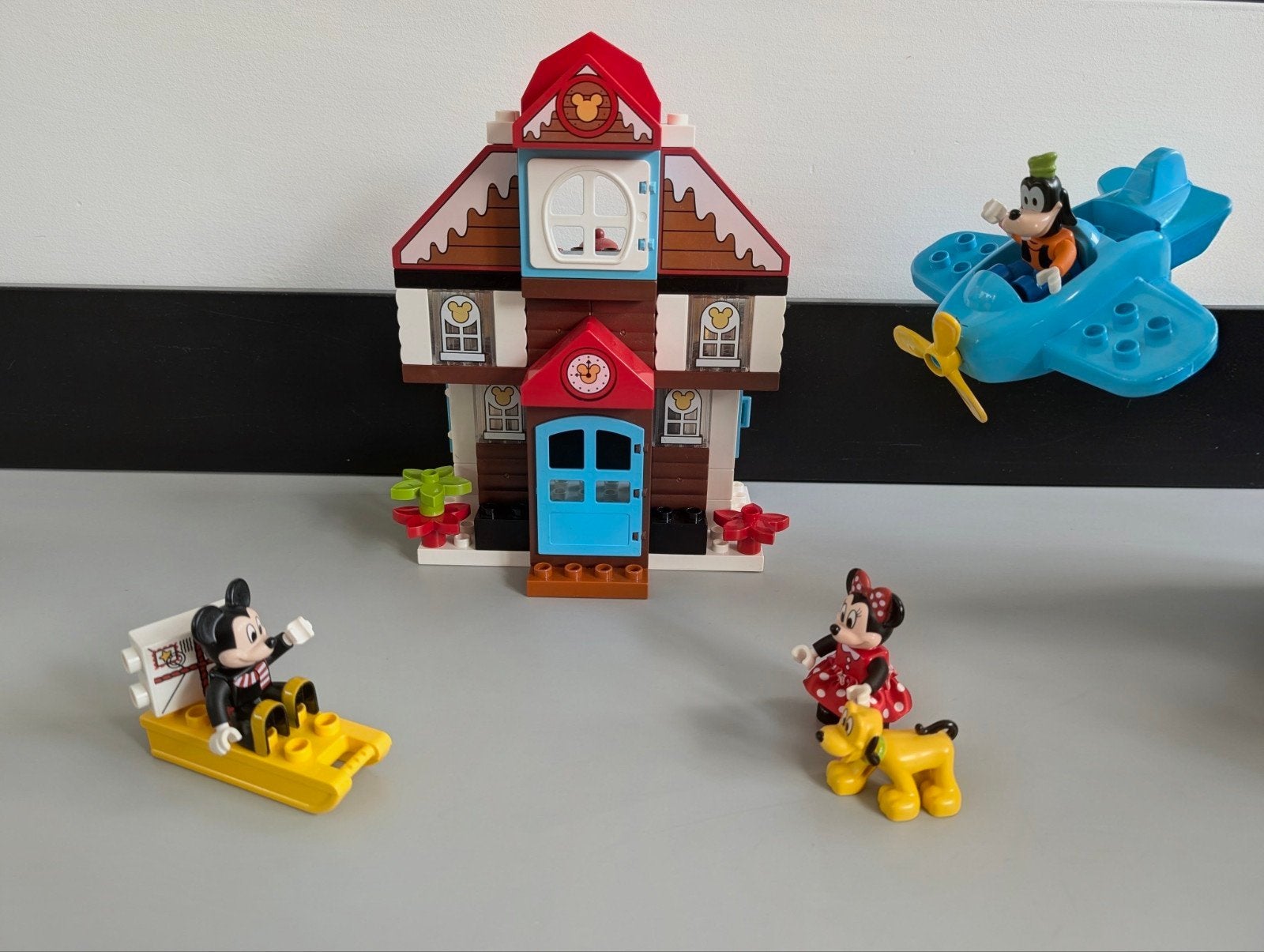 Lego Duplo Mickey & Minnie Mouse Huis en Vliegtuig, Ophalen, Zo goed als nieuw, Complete set, Compleet