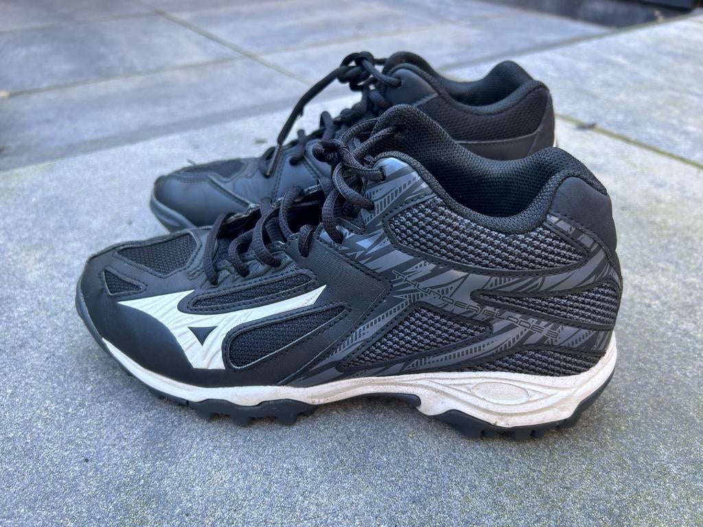 Thunderblade 3 korfbalschoenen voor buiten, Ophalen of Verzenden, Zo goed als nieuw