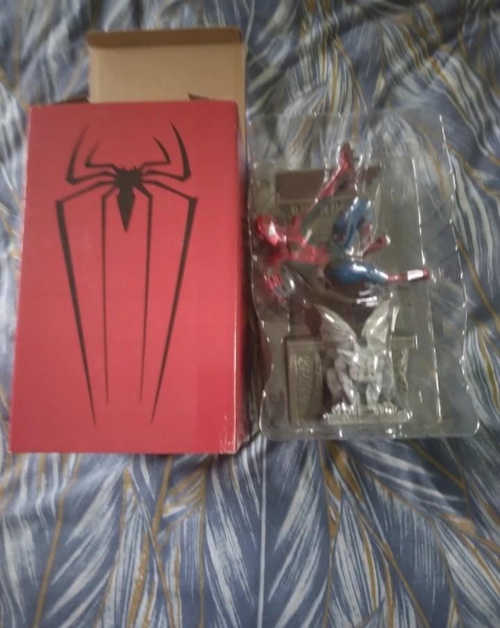 Spiderman infecteert bij symbiot Nieuw, Ophalen of Verzenden, Nieuw