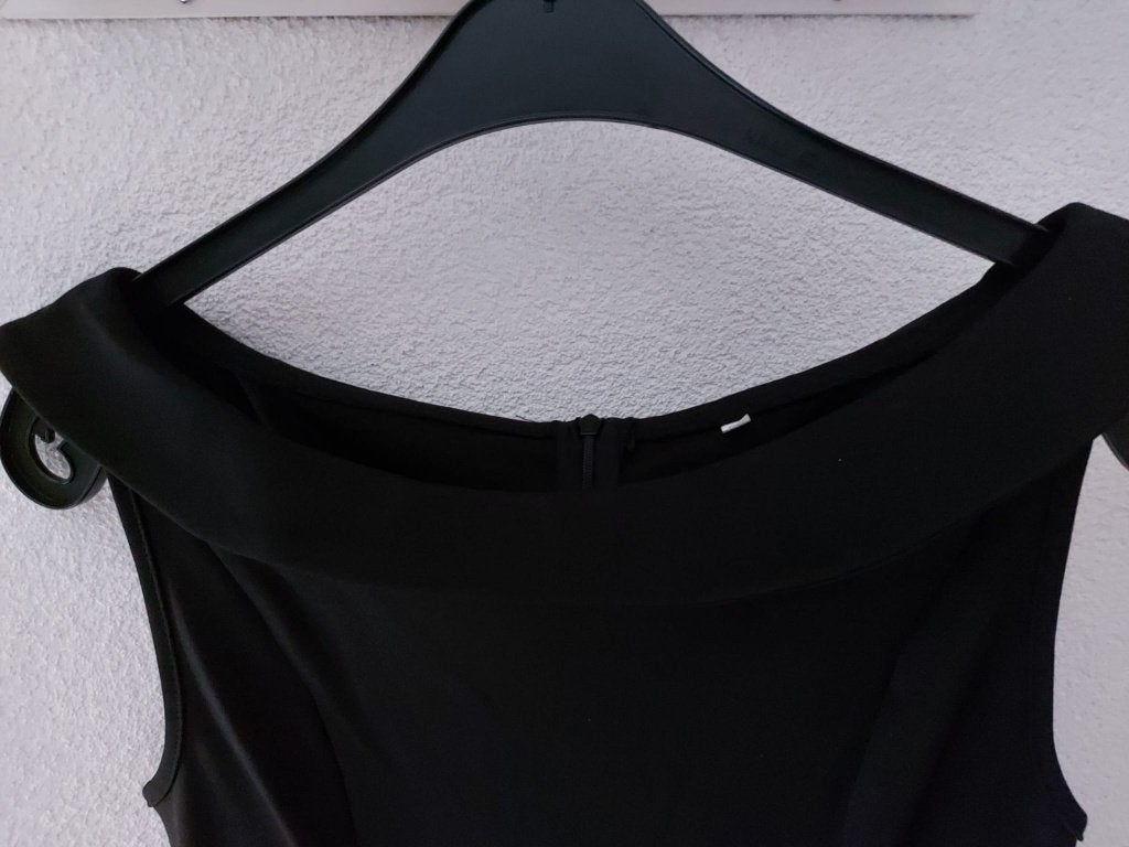 zwarte jurk "elegant" met boothals Nieuw !!, Ophalen, Zwart, Nieuw, Maat 36 (S)