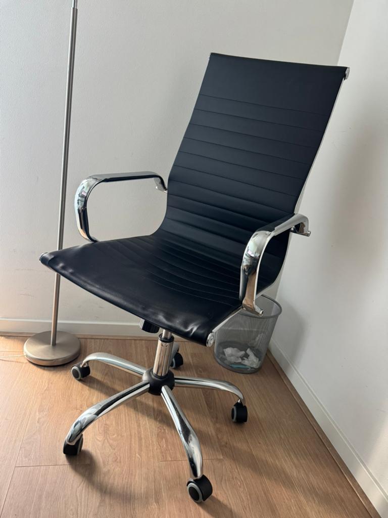 Desk Chair, Ophalen, Zo goed als nieuw, Zwart