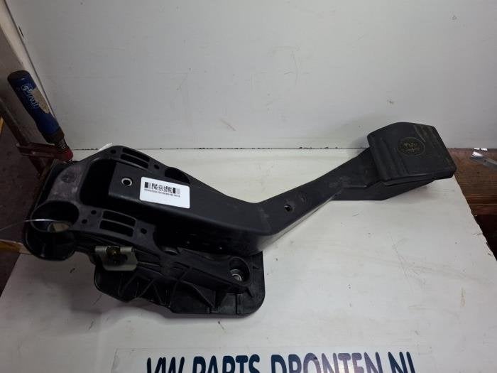 Rempedaal van een Alfa Romeo Stelvio, Gebruikt, -, Verzenden, -