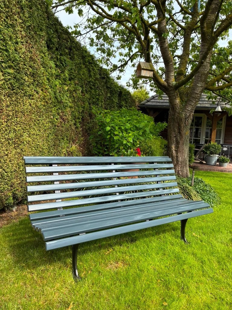 Gerestaureerde gietijzeren tuinbank met hardhouten zitting, Ophalen of Verzenden, Nieuw