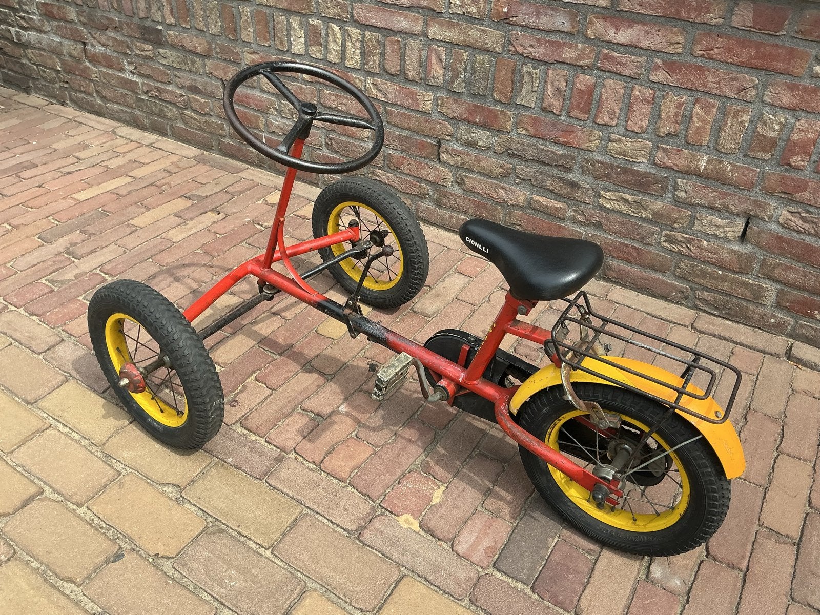 Vintage Cionlli skelter met stuur en bagagedrager, Ophalen, Gebruikt, Velgrem