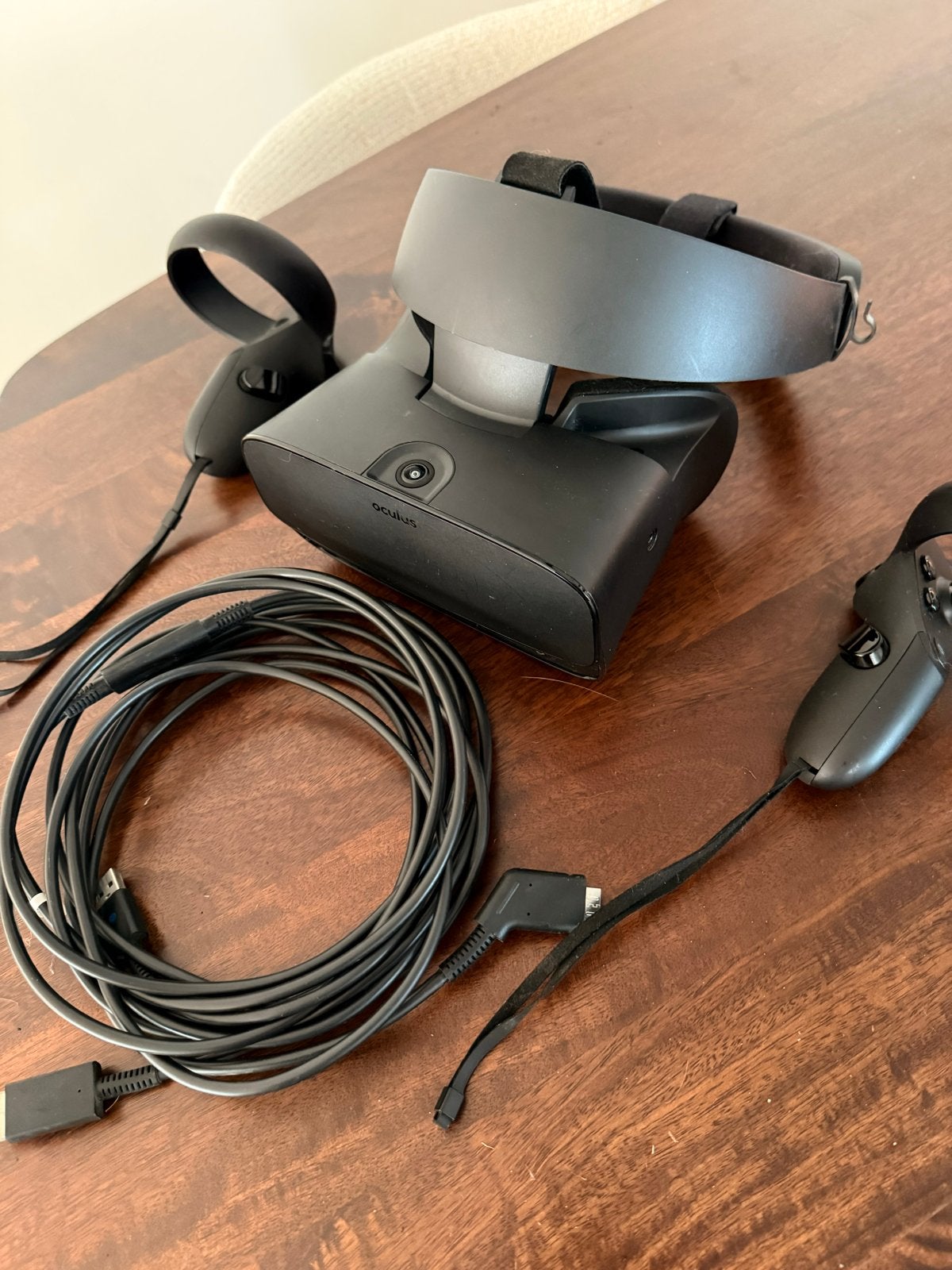 Oculus Rift S VR-headset met controllers en kabel, Ophalen of Verzenden, Gebruikt, VR-bril, Pc