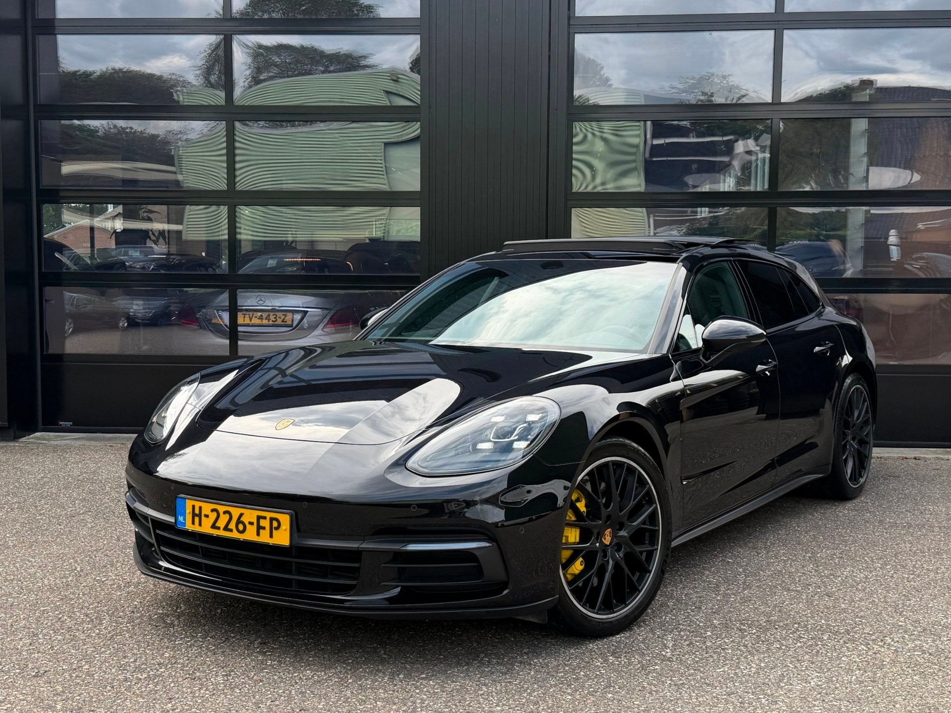 Porsche Panamera Sport Turismo 3.0 4 Pano LED Camera Bose, Auto's, Dealer onderhouden, Gebruikt, 2995 cc, Zwart