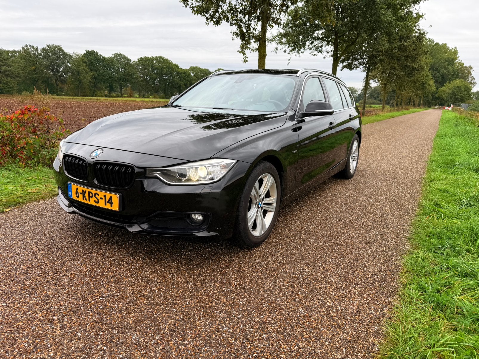 BMW 3-Serie 1.6 316I Touring, F31, APK 8-27, Inruil mogelijk, Auto's, Euro 5, Zwart, 4 cilinders, Zwart