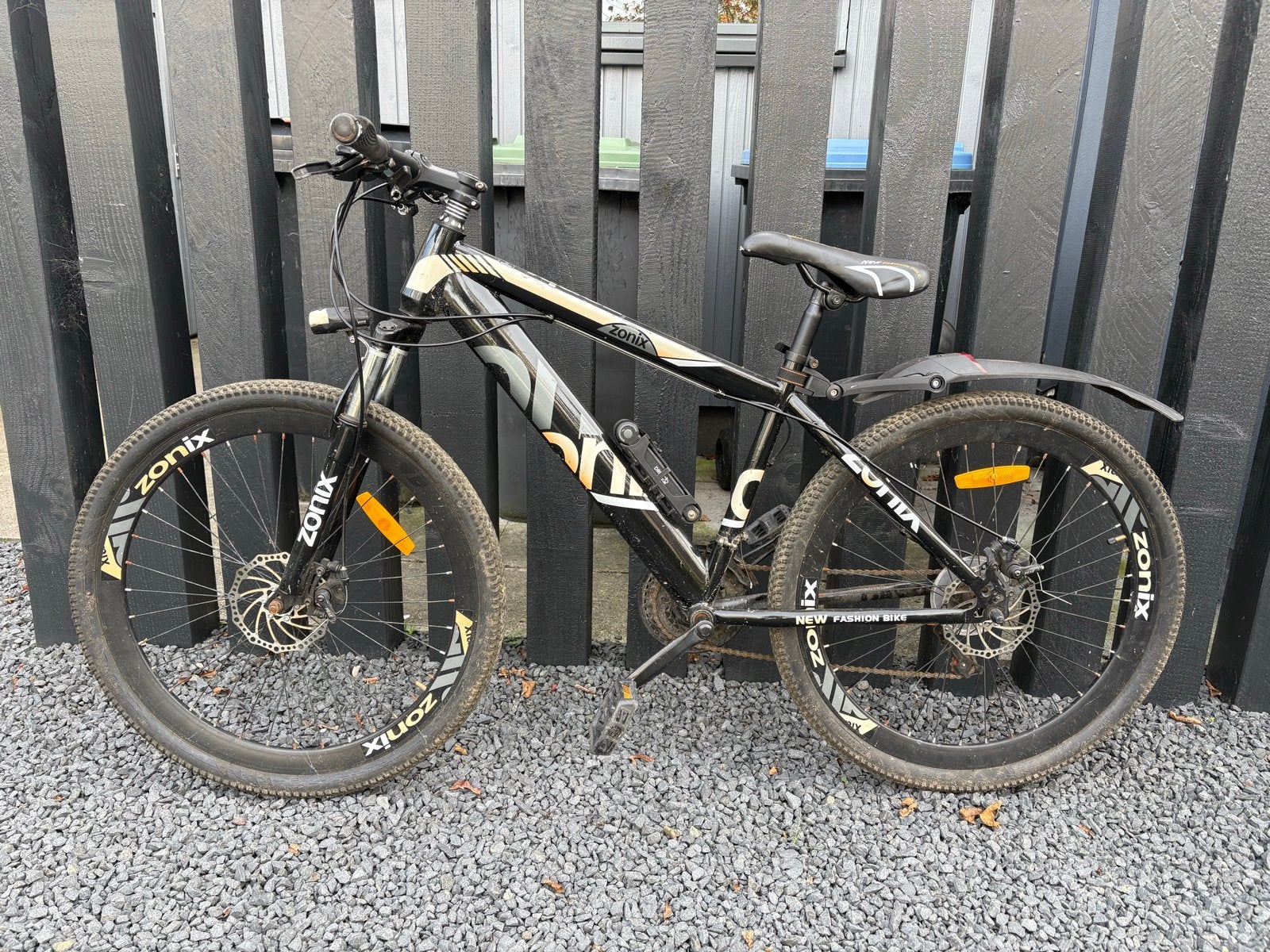 Zonix Mountainbike - 26 inch, Gebruikt, Meer dan 20 versnellingen, Schijfrem, 53 tot 57 cm