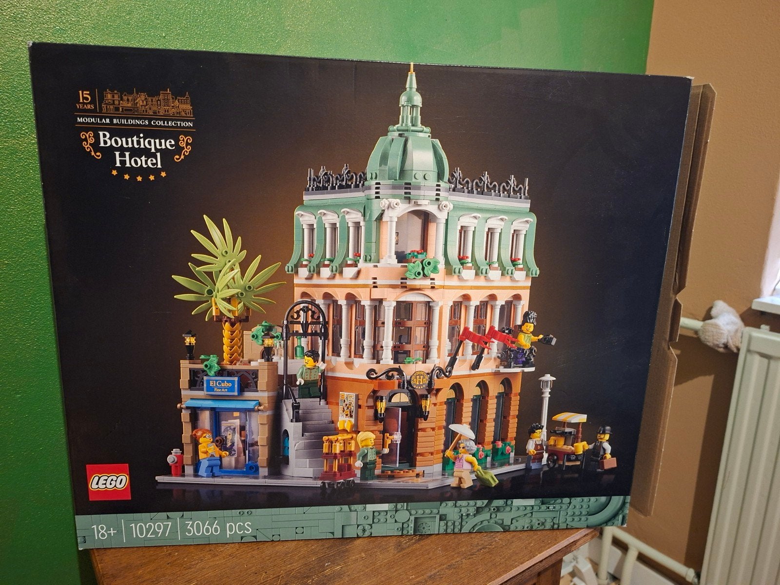 LEGO ICONS BOUTIQUE HOTEL (10297) - Compleet, Ophalen, Zo goed als nieuw