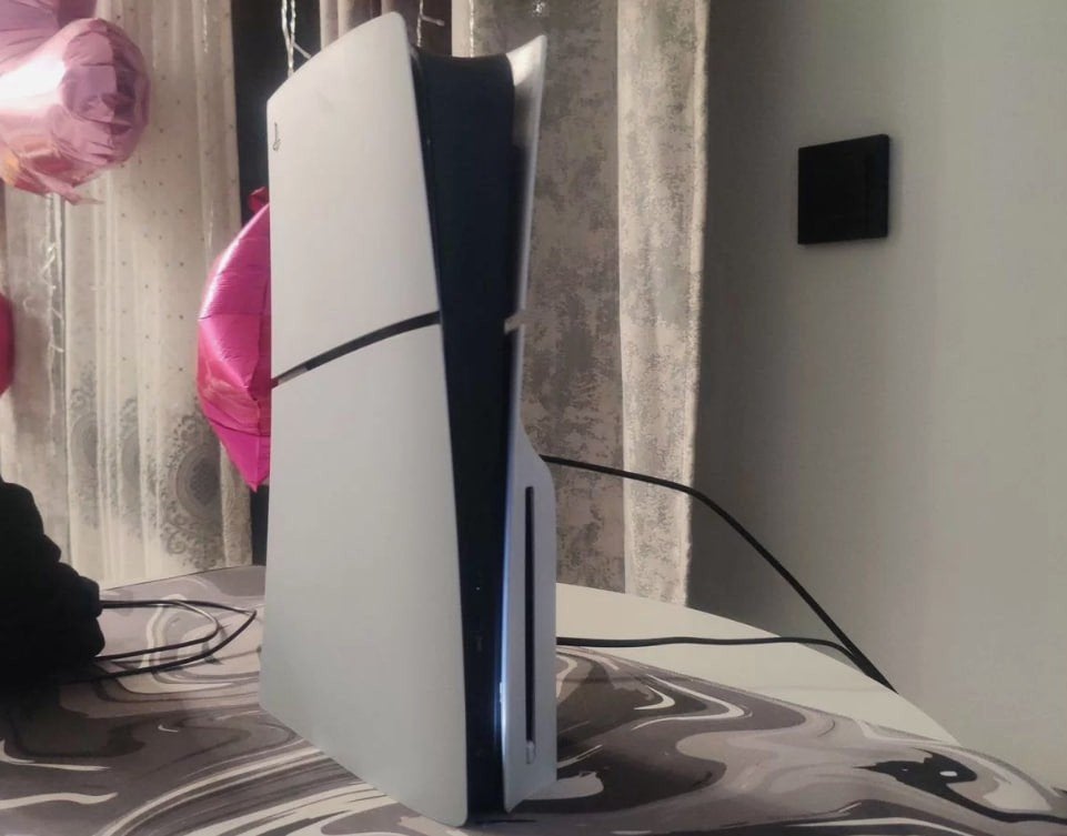 SonyPlaystation 5 slim, Verzenden, Zo goed als nieuw, Playstation 5