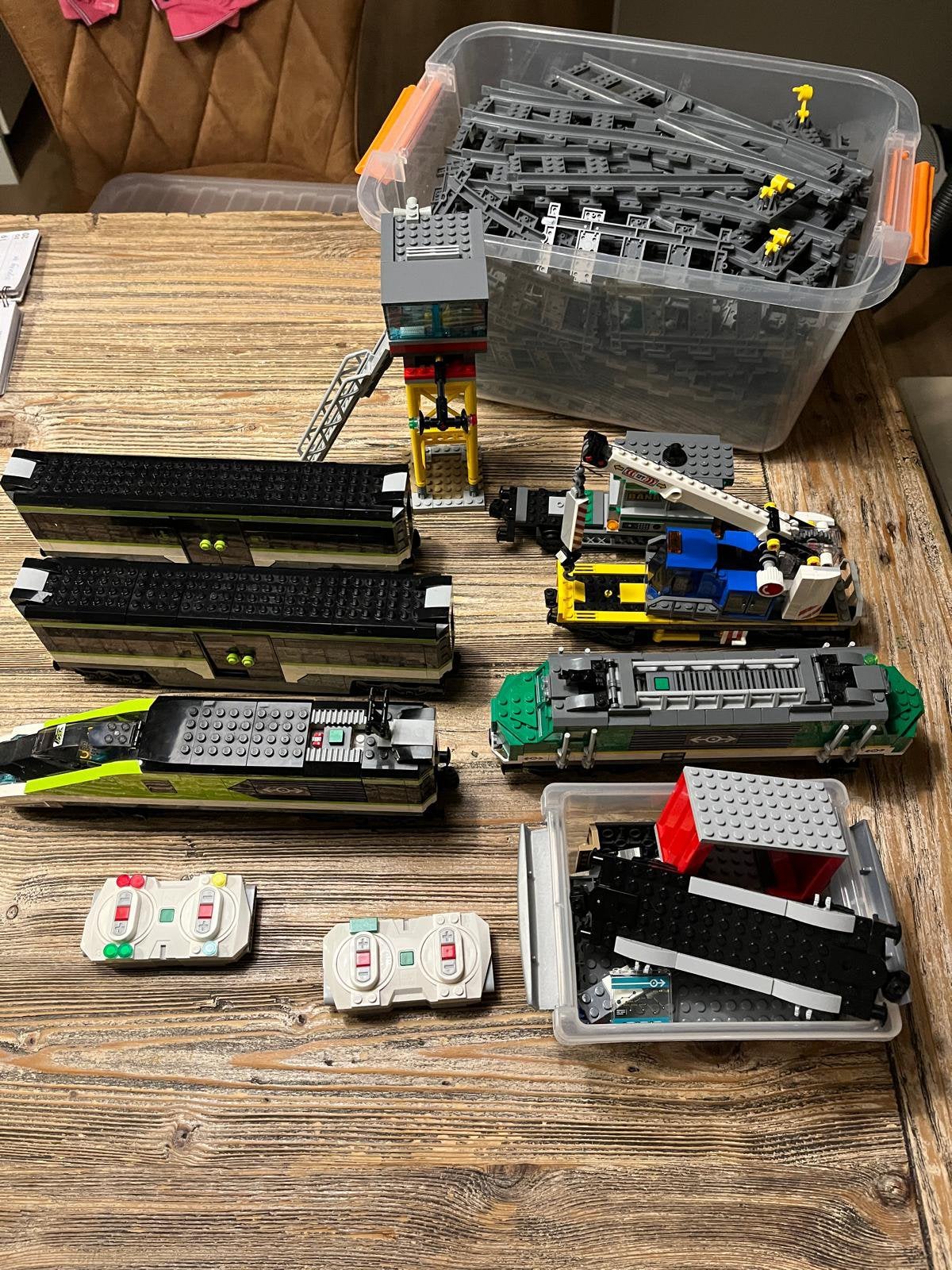 Lego treinen met extra rails, Lego, Overige typen, Ophalen of Verzenden, City