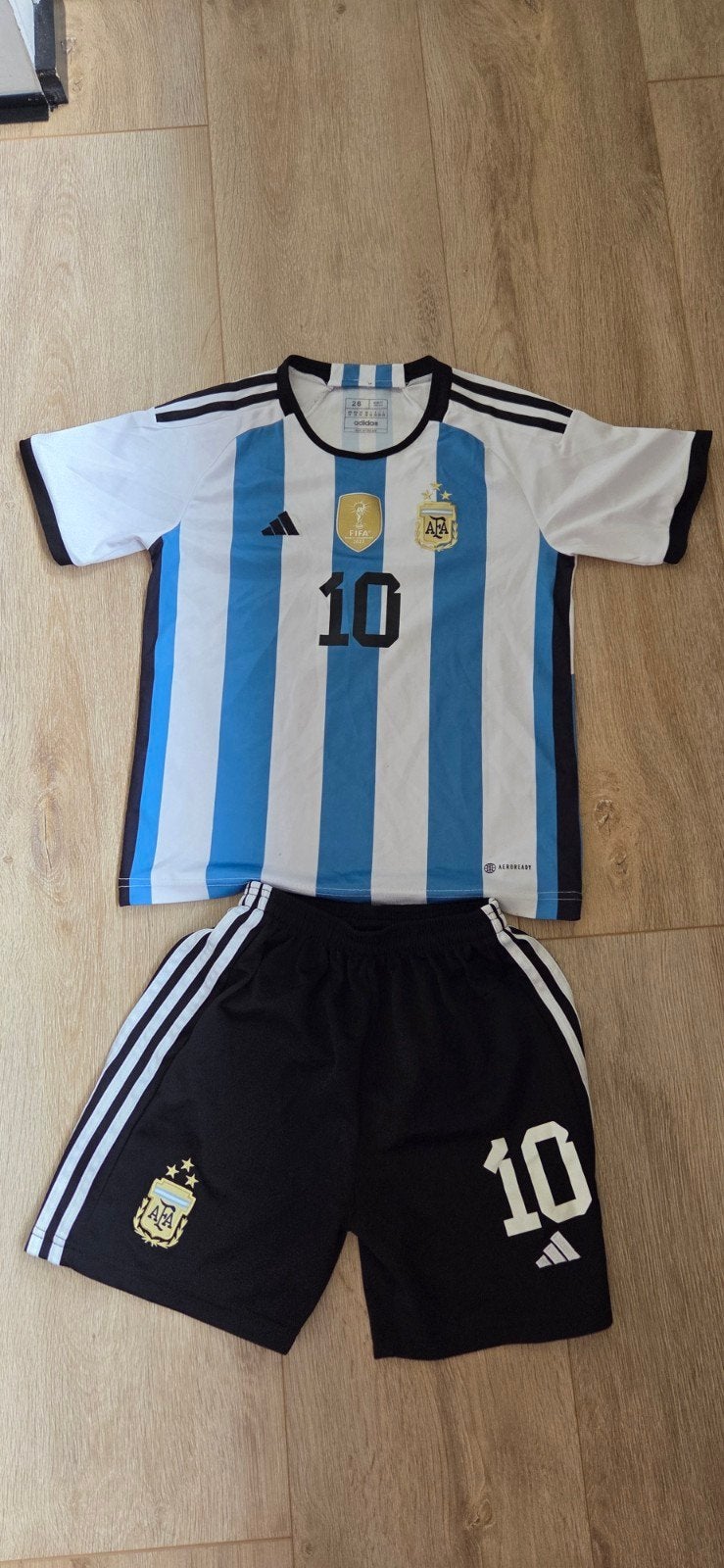 Adidas Messi Voetbalpakje Maat 146/152 - Zo goed als nieuw, Maat XS of kleiner, Ophalen of Verzenden, Zo goed als nieuw, Shirt