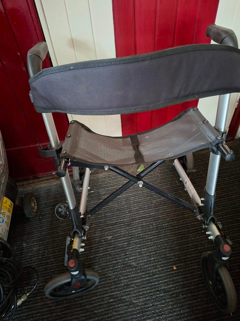 ROLLATOR  OPVOUWBAAR, Diversen, Rollators, Ophalen, Opvouwbaar