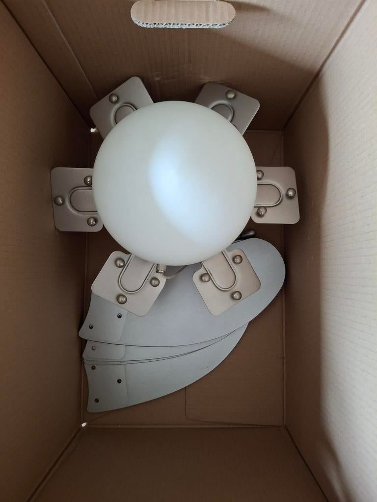 Plafond lamp ventilator, Ophalen, Zo goed als nieuw