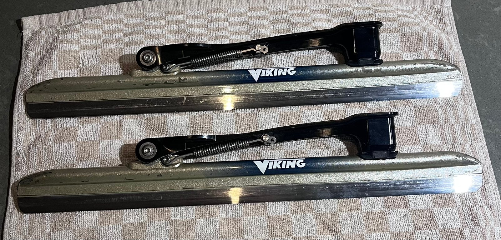 Viking Icon 16,5” (40-41) klapschaats onderstel, Sport en Fitness, Schaatsen, Ophalen of Verzenden, Zo goed als nieuw, Noren, Viking