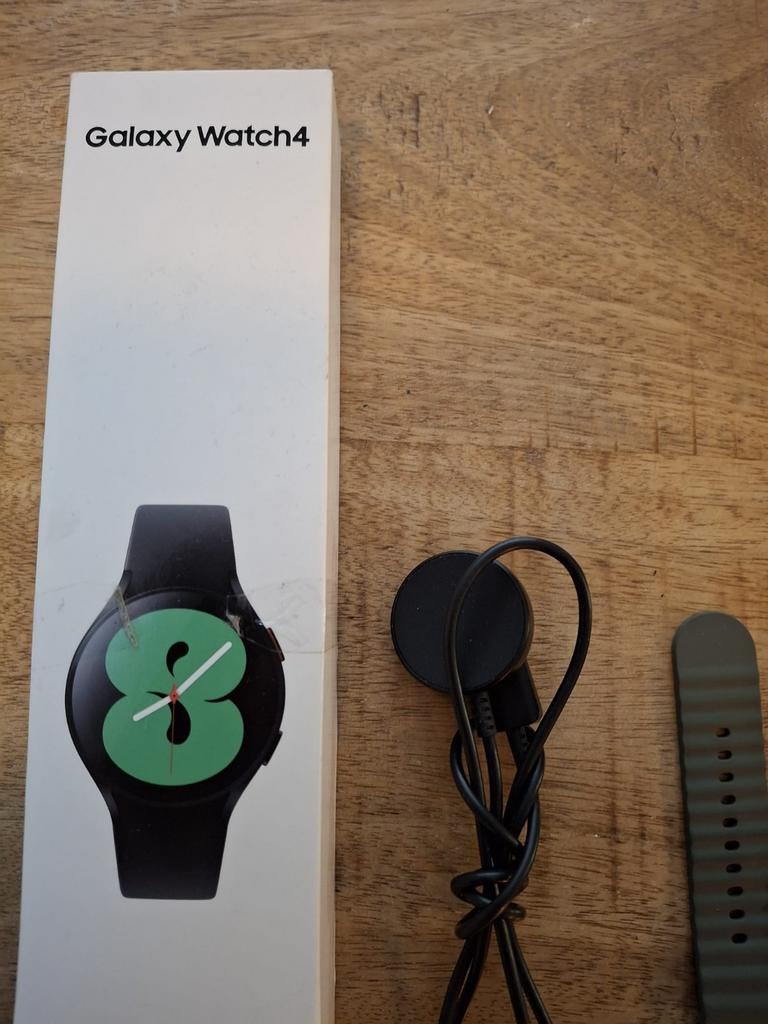 Nette Samsung Galaxy watch 4, Zwart, Samsung galaxy watch 4 40mm, Ophalen of Verzenden, Android