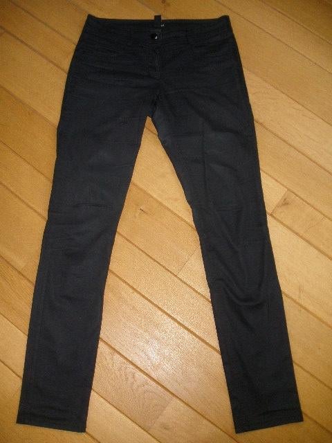 H&M broek zwart maat 38, Maat 38/40 (M), H&M, Zwart, Ophalen of Verzenden