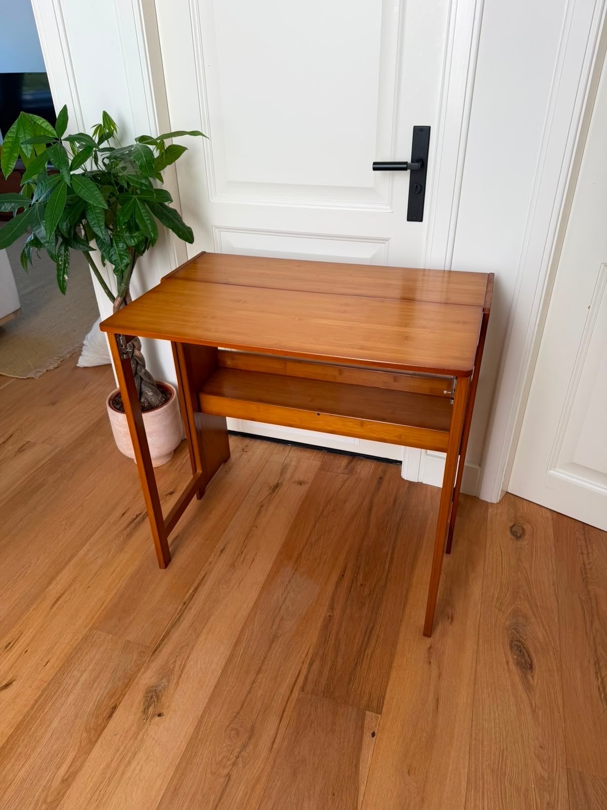 Uitklapbaar bureau hout - Ruimtebesparend & Compact, Ophalen, Hout, Zo goed als nieuw, Overige typen