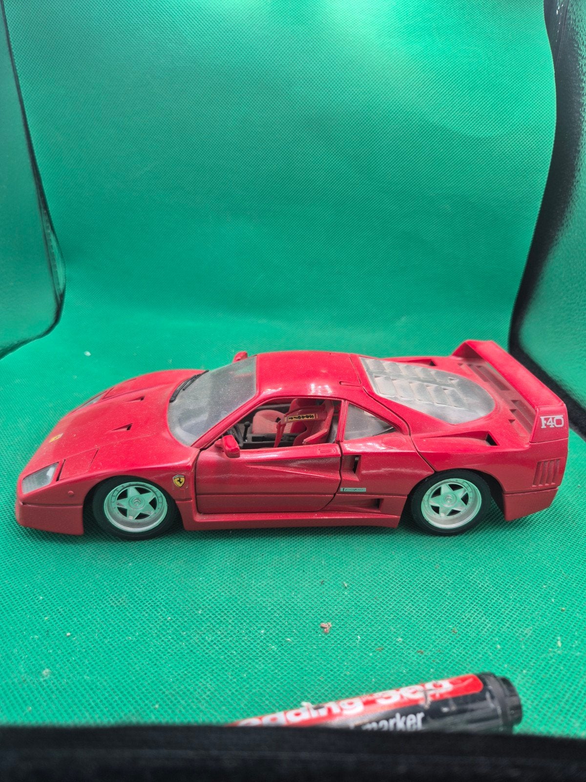 501 Ferrari F40 1/18 tonka polistil, Hobby en Vrije tijd, Ophalen of Verzenden, Zo goed als nieuw